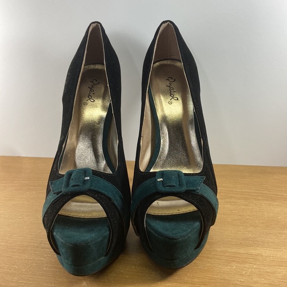 Qupid Faux Suede Peep Toe Heels Size 8.5 Women’s - Picture 3 of 12